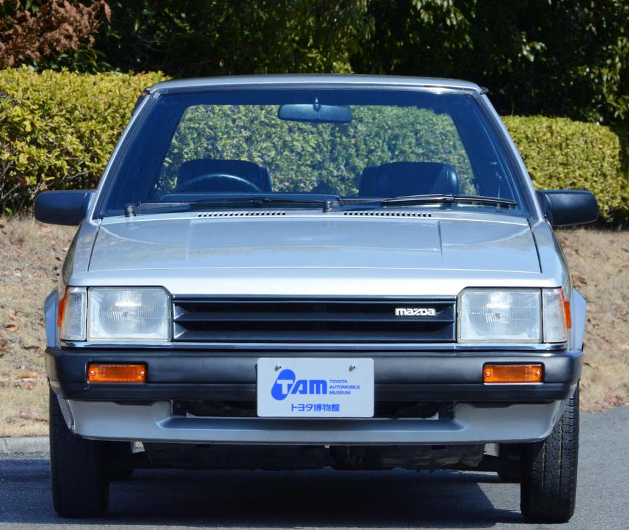 マツダ ファミリア BD型 | 車両データベース | アーカイブズ | トヨタ