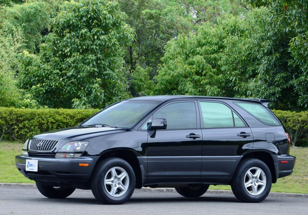 Lexus RX300 | 車両データベース | アーカイブズ | トヨタ博物館