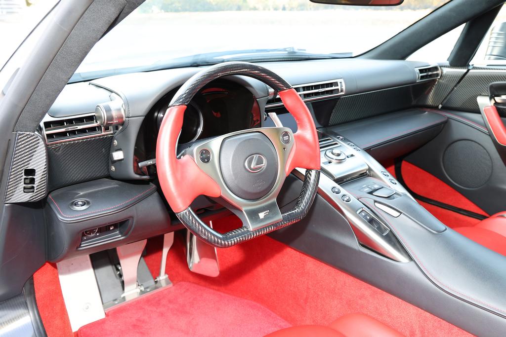 Lexus LFA（プロトタイプ） | 車両データベース | アーカイブズ