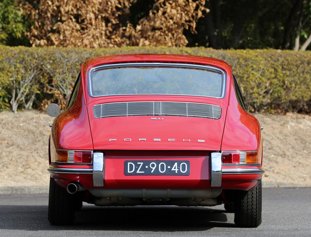 ポルシェ 911 2.0 クーペ | 車両データベース | アーカイブズ | トヨタ