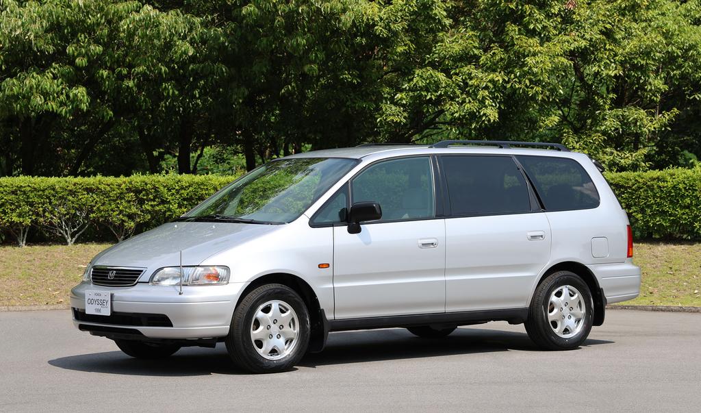 ホンダ オデッセイ RA1型 | 車両データベース | アーカイブズ | トヨタ