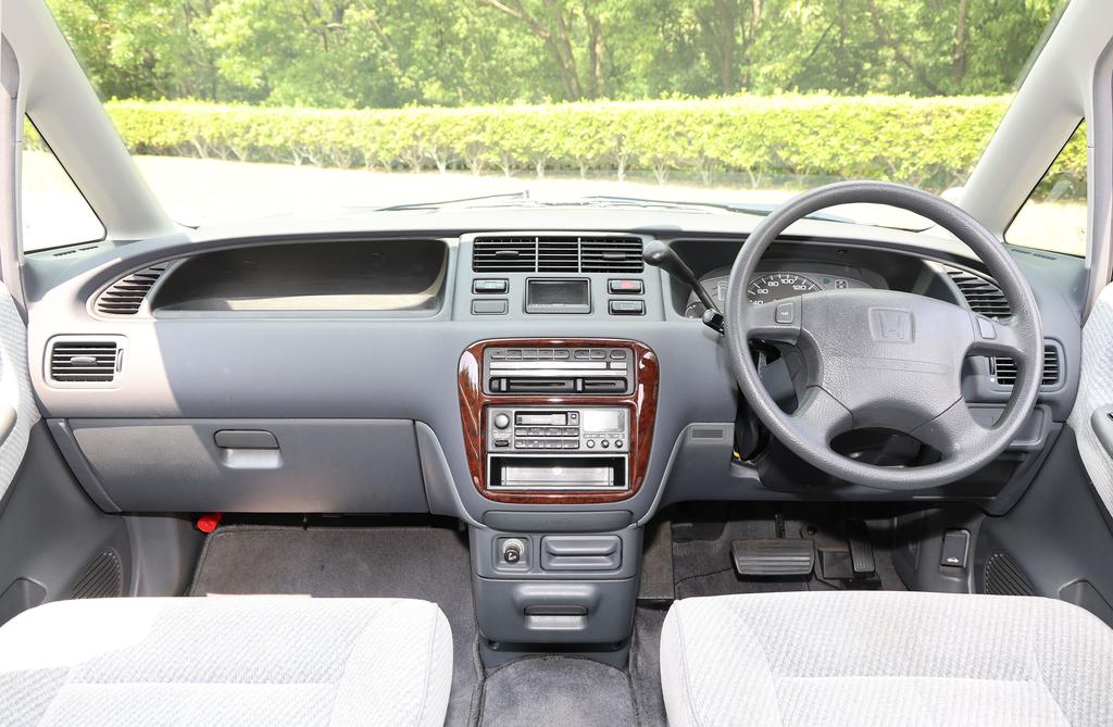 ホンダ オデッセイ RA1型 | 車両データベース | アーカイブズ | トヨタ