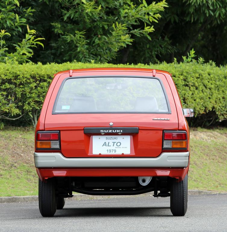 スズキアルト img_c98fc5346f5e254d56b5801115