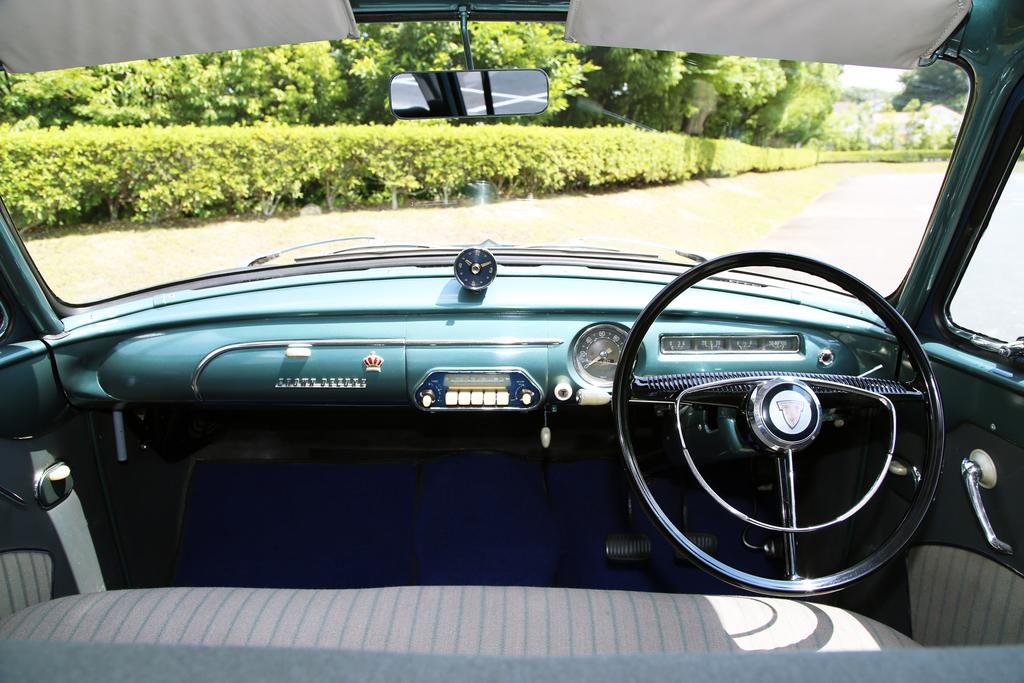 Toyopet Crown Model RSD | Archives | Toyota Automobile Museum