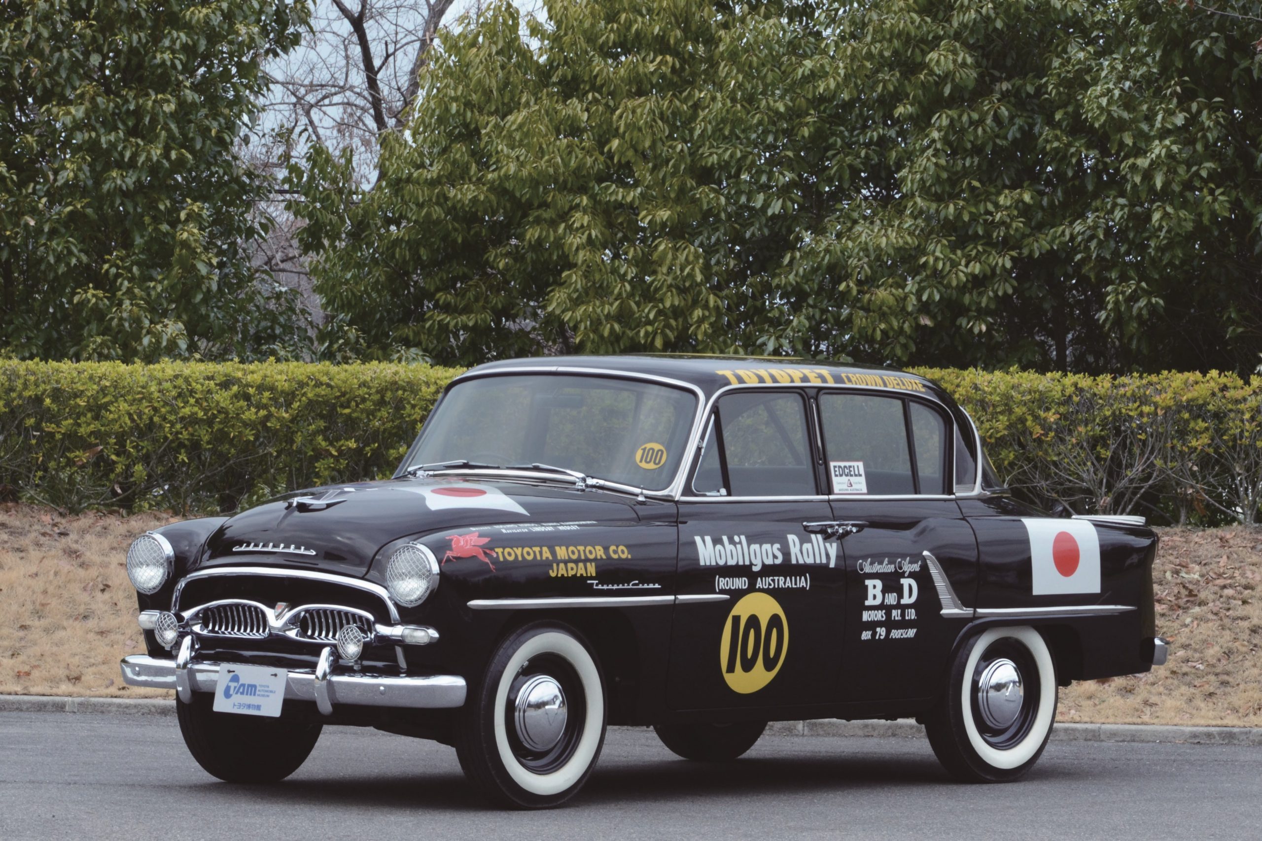 Toyopet Crown RSD: an entrant to the 1957 Round Australia Trial (Mobilgas Rally) (replica)【1957】